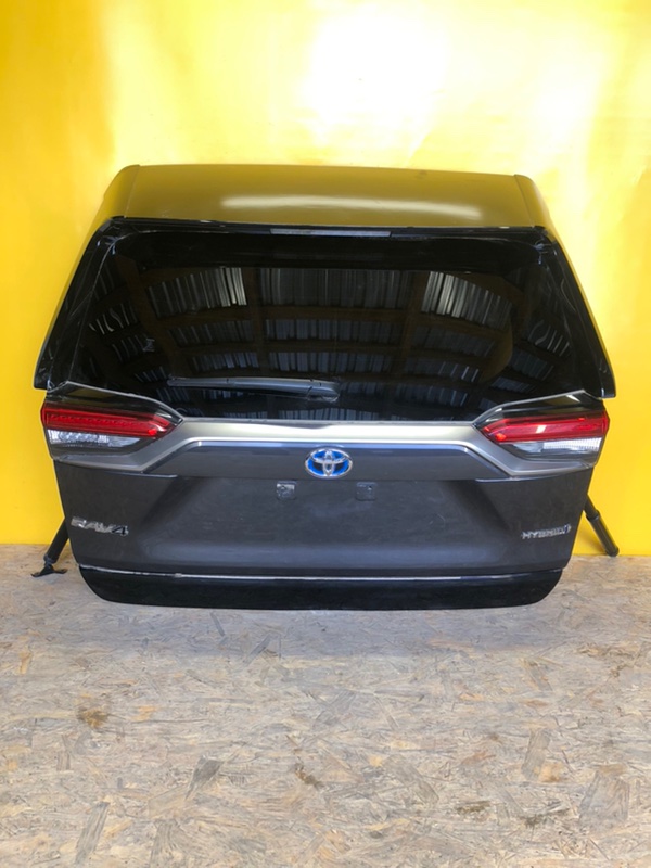 Крышка багажника TOYOTA RAV4 18-