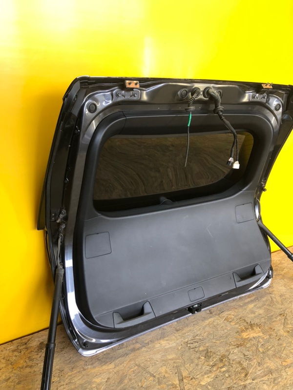 Крышка багажника RAV4 18-