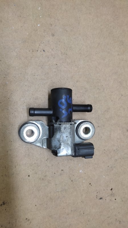 Клапан электромагнитный (вакуумный) NISSAN ALTIMA L32 07-12 14930-JA10A Б/У