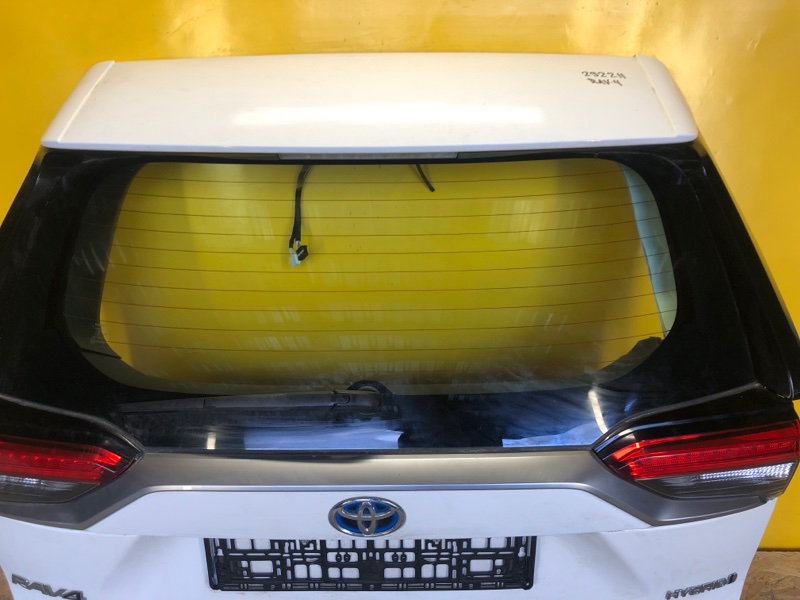 Крышка багажника RAV4 18-