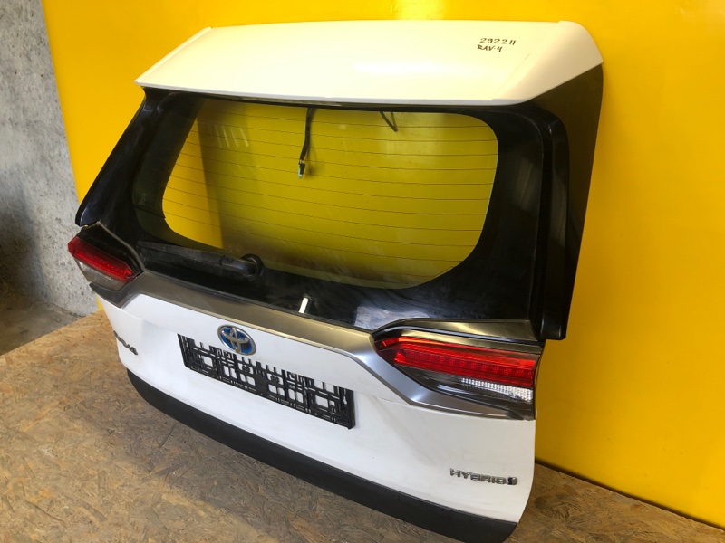 Крышка багажника RAV4 18-