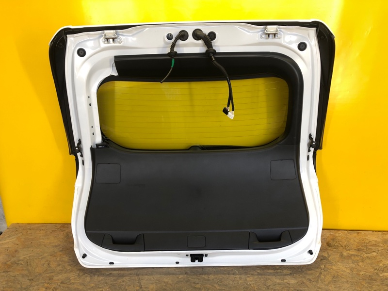 Крышка багажника RAV4 18-