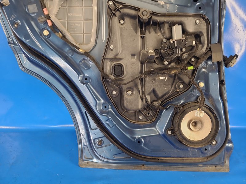 Дверь задняя левая CX-3 14-18