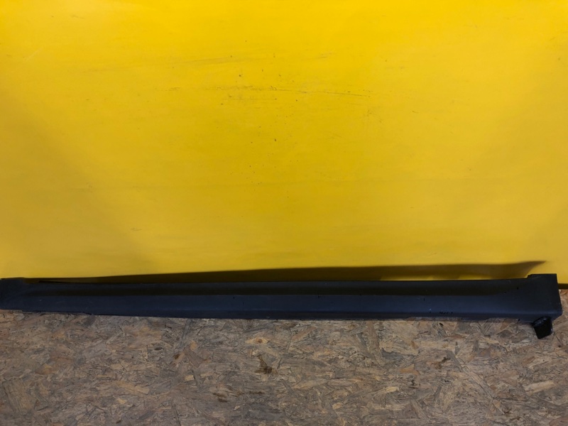 Накладка порога наружная левая KIA NIRO DE 16-22 87753-Q4000 Б/У