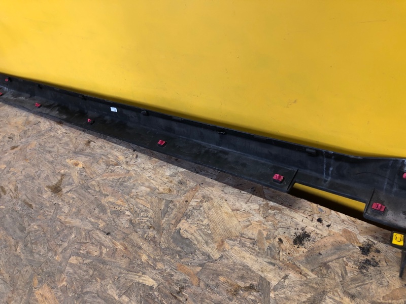 Накладка порога наружная правая SORENTO UM 14- Накладка порога наружная правая SORENTO UM 14-