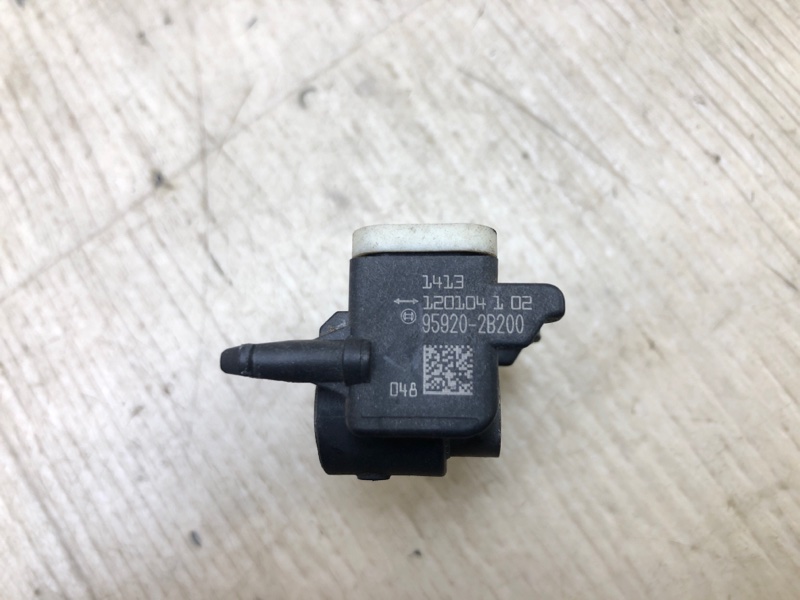 Датчик удара левый SANTA FE (CM) 05-12