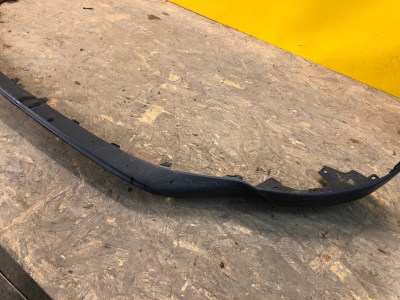 Накладка бампера передняя RAV4 13-19