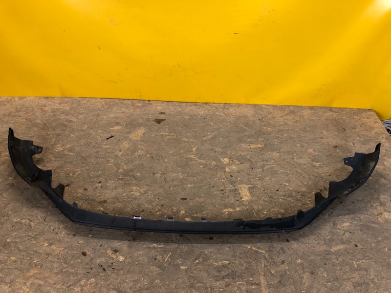 Накладка бампера передняя RAV4 13-19