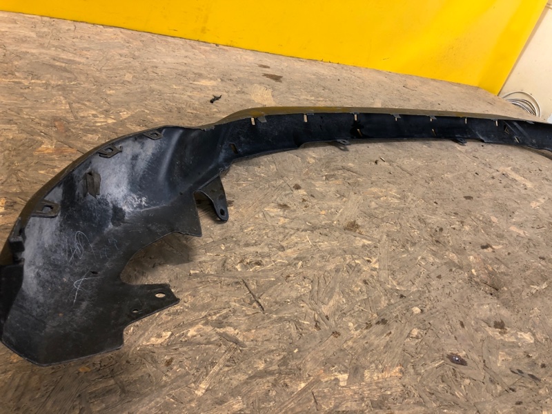 Накладка бампера передняя RAV4 13-19