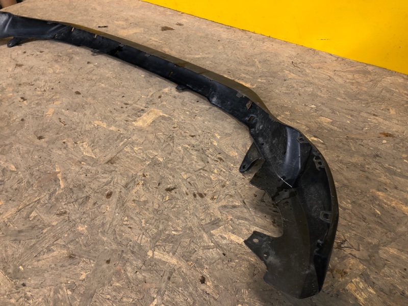 Накладка бампера передняя RAV4 13-19