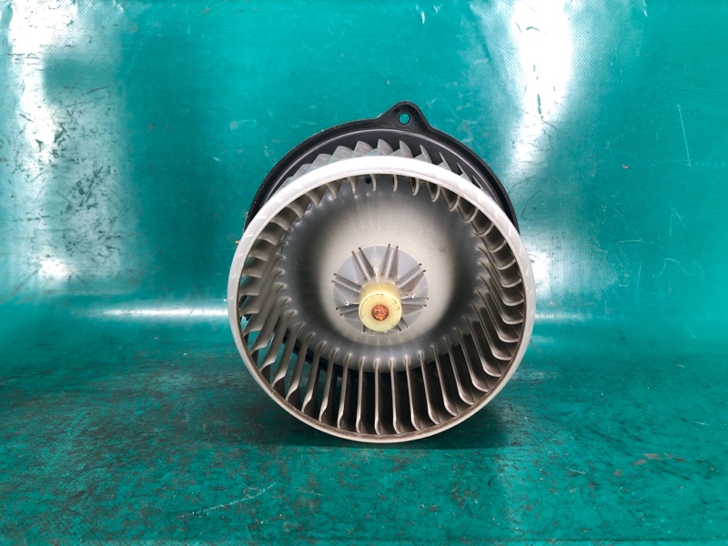Моторчик печки SUBARU OUTBACK 03-09 BP 2005 2.5 EJ253 72223AG01A Б/У