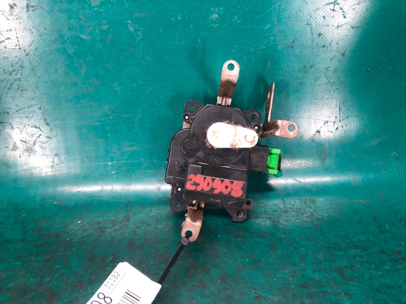 Моторчик заслонки печки SUBARU OUTBACK 03-09 BP 2005 2.5 EJ253 72131AG23A Б/У