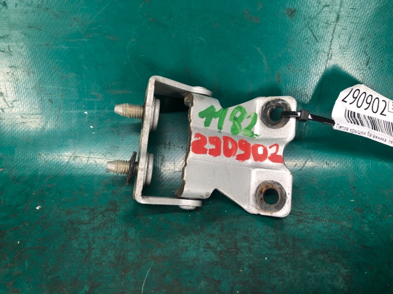 Петля крышки багажника левая SUBARU OUTBACK 03-09 BP 2005 2.5 EJ253 60870AG00A9P Б/У