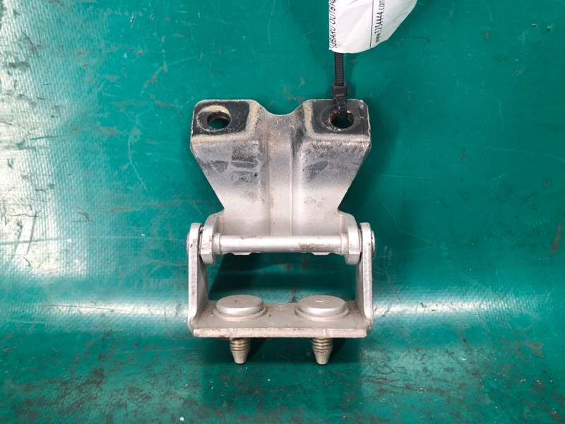Петля крышки багажника левая OUTBACK 03-09 BP 2005 2.5 EJ253