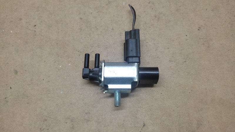 Клапан электромагнитный (вакуумный) MAZDA 3 BK 03-08