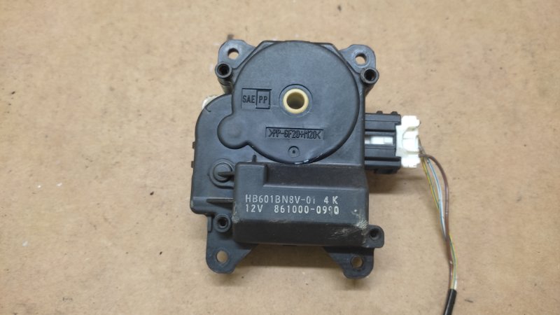 Моторчик заслонки печки 3 BK 03-08 2005 SEDAN 2.3