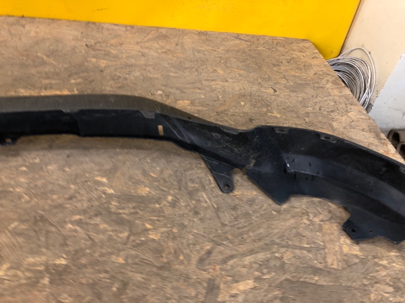 Накладка бампера передняя RAV4 13-19