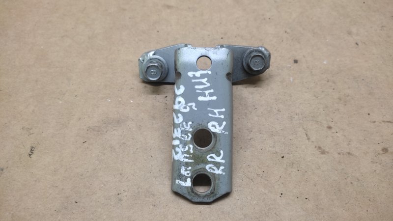 Петля двери нижняя задняя правая MITSUBISHI LANCER IX 9 03-07 MR302270 Б/У