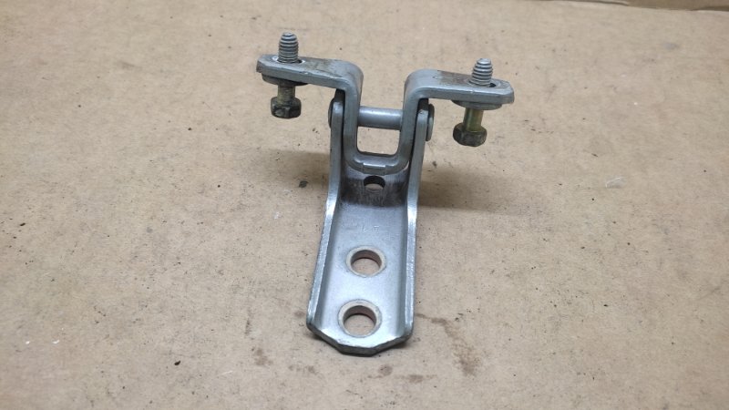 Петля двери нижняя задняя правая LANCER IX 9 03-07