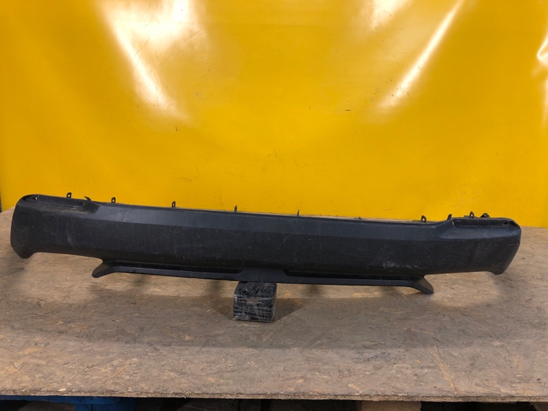 Накладка бампера задняя LEXUS NX 14-21 52169-78010 Б/У