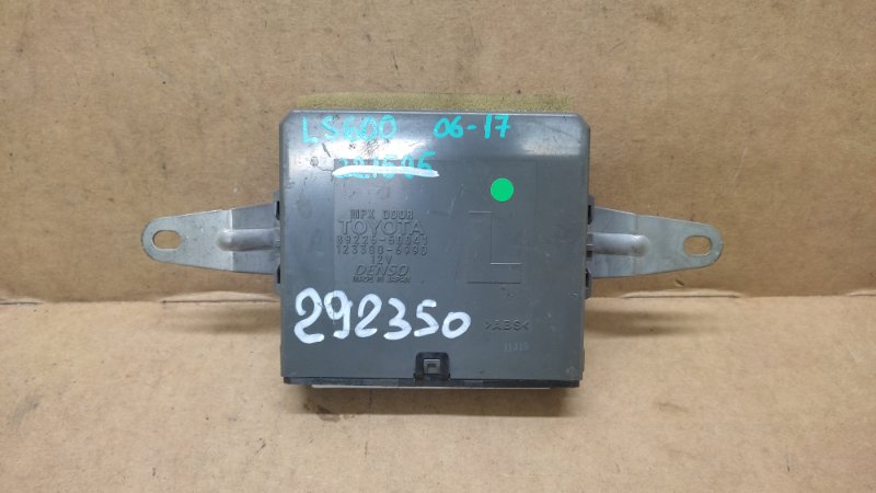 Блок управления дверей задний левый LEXUS LS600HL 06-17 89225-50041 Б/У