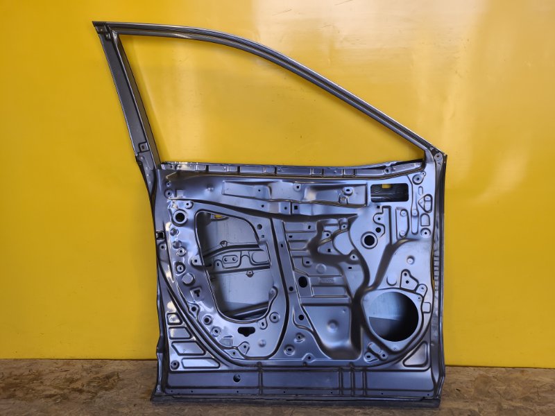 Дверь передняя левая RAV4 18- Дверь передняя левая RAV4 18-