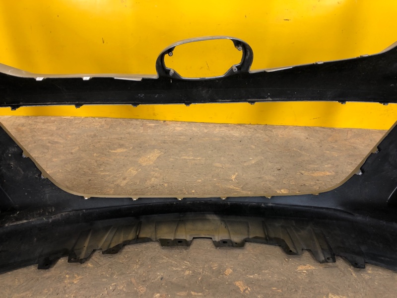 Бампер передний CX-7 06-12