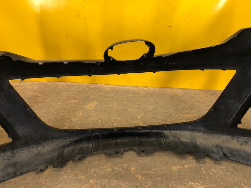 Бампер передний CX-7 06-12