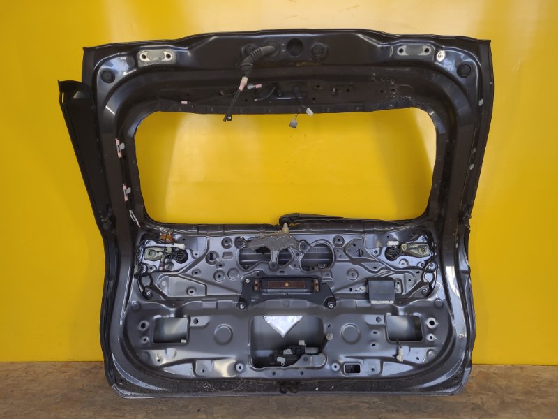 Крышка багажника RAV4 18-