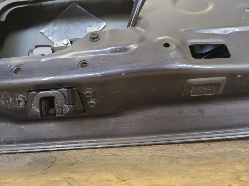 Крышка багажника RAV4 18-