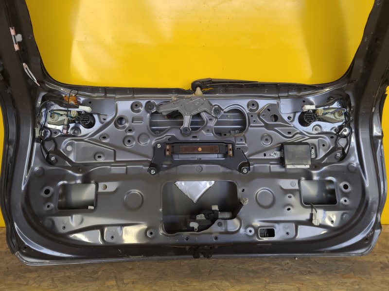 Крышка багажника RAV4 18-