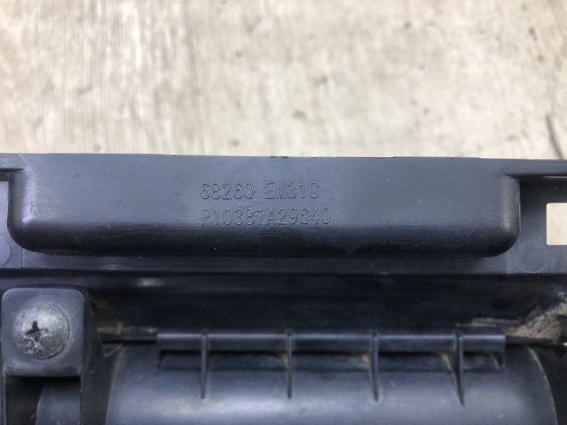 Накладка торпедо центр. TIIDA/VERSA C11 04-11