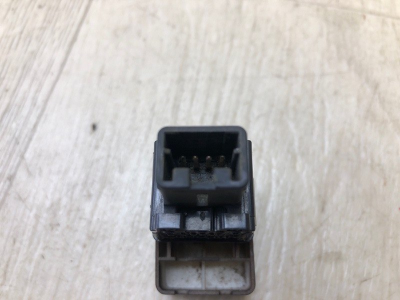 Кнопка аварийной сигнализации TIIDA/VERSA C11 04-11