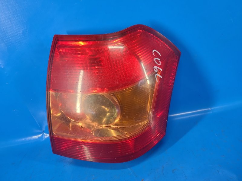 Фонарь наружный левый COROLLA 120 00-07