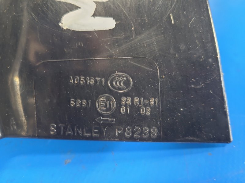 Фонарь наружный левый 3 BL 09-13