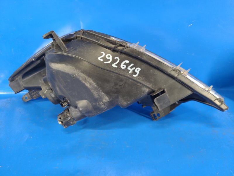 Фара правая YARIS 11-20 Фара правая YARIS 11-20