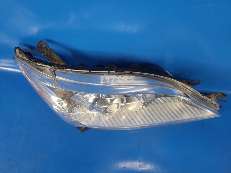 Фара правая SIENNA 11-16 Фара правая SIENNA 11-16