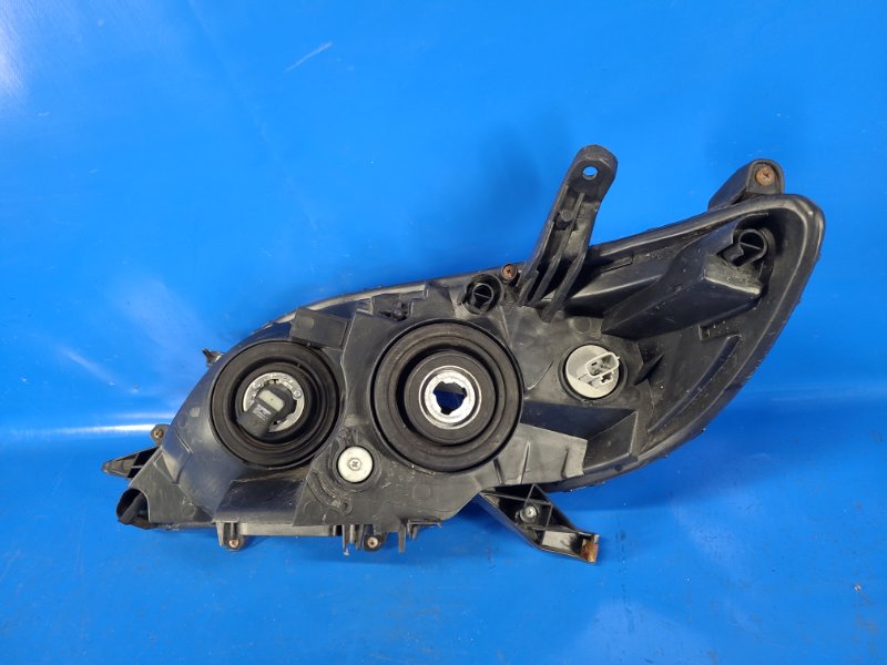 Фара правая SIENNA 11-16 Фара правая SIENNA 11-16