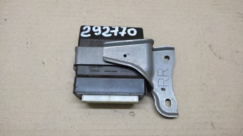 Блок управления дверей задний правый LEXUS GS350 GS300 05-11 89224-30070 Б/У