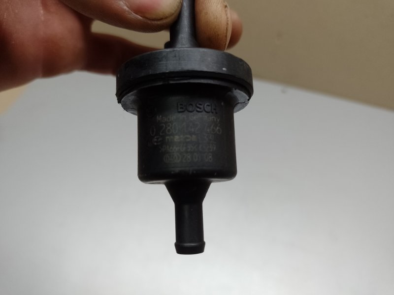 Клапан вентиляции топливного бака MAZDA CX-7 06-12 2.3 L3