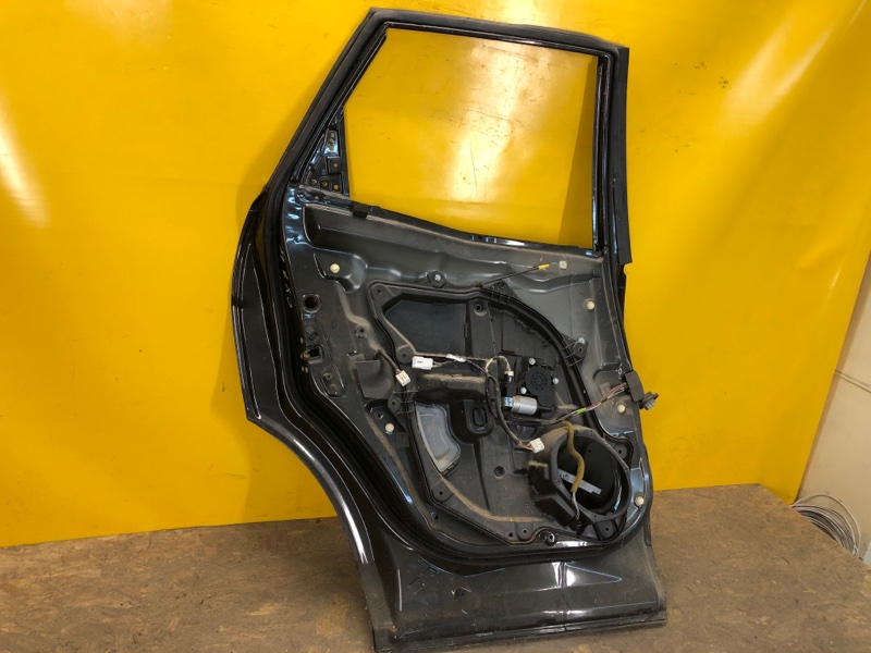 Дверь задняя левая CX-7 06-12