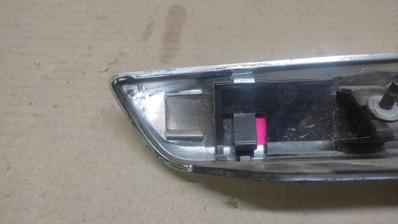 Панель подсветки номера QX60/JX35 12-20 Панель подсветки номера QX60/JX35 12-20