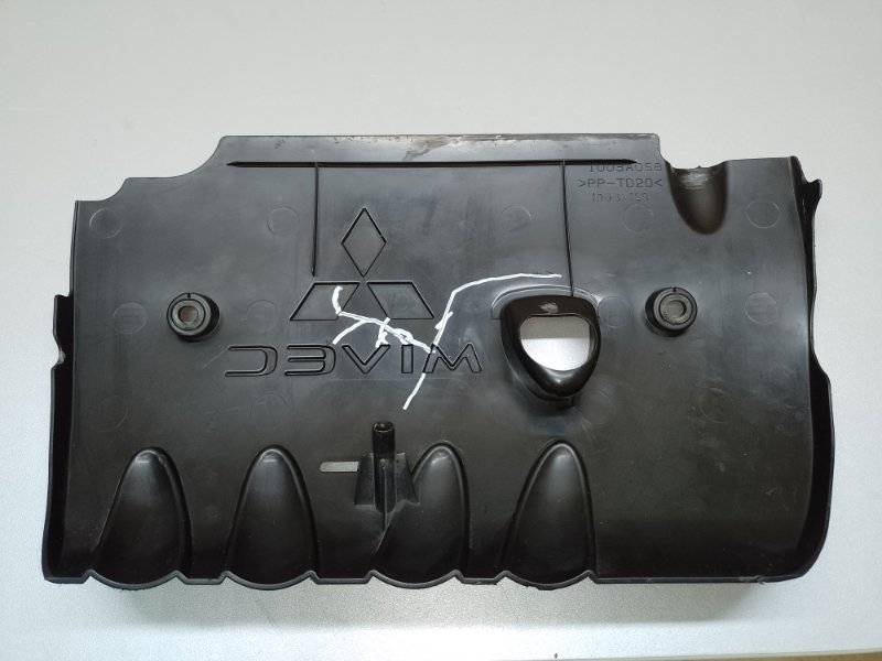 Накладка двигателя декоративная OUTLANDER XL 05-13 4B11 Накладка двигателя декоративная OUTLANDER XL 05-13 4B11