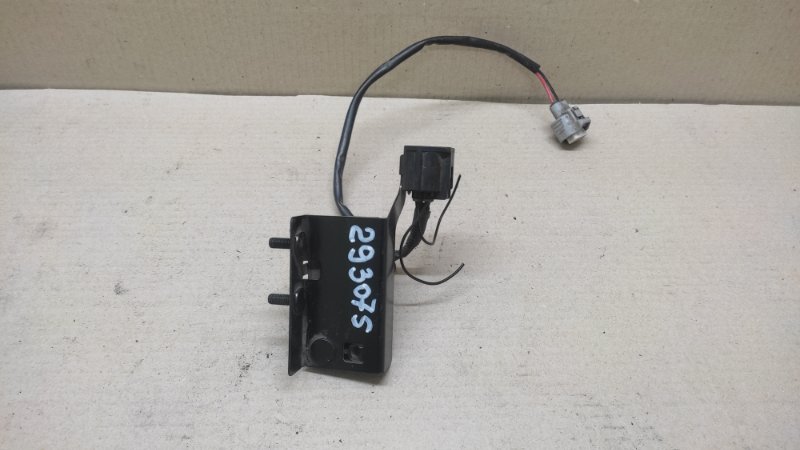 Запчасть реле MAZDA CX-7 06-12 EH10-51-81Y Б/У Реле MAZDA CX-7 06-12 EH10-51-81Y Б/У