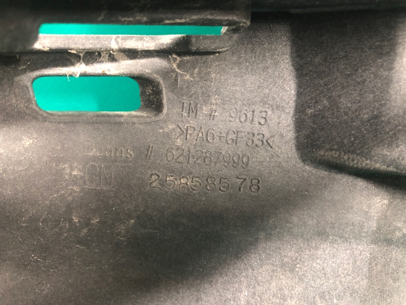 Кронштейн противотуманной фары правый ENCLAVE 08-12 2008 3.6 LY7 Кронштейн противотуманной фары правый ENCLAVE 08-12 2008 3.6 LY7