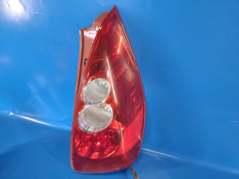 Фонарь наружный правый MAZDA 5 CR 05-10
