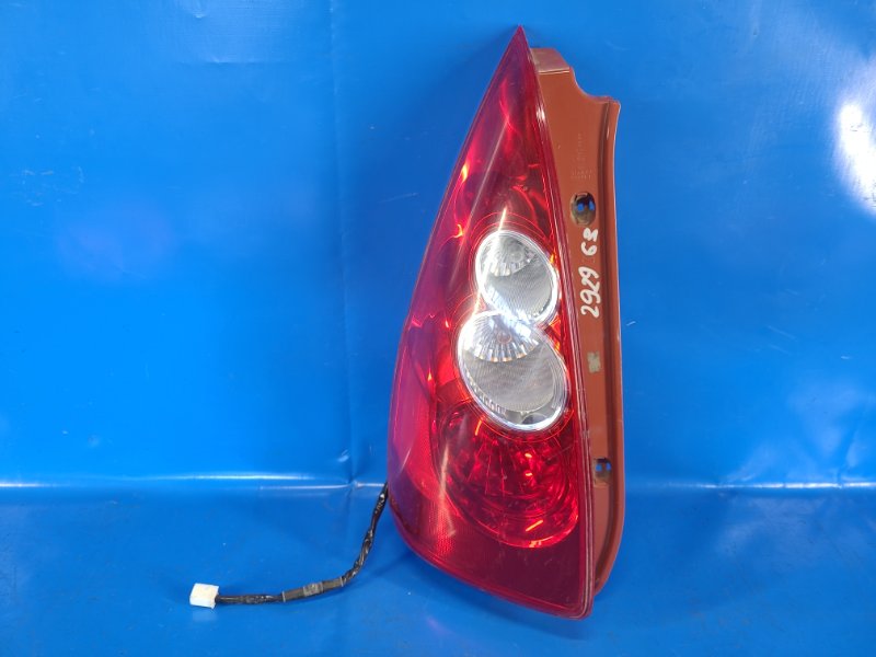 Запчасть фонарь наружный левый MAZDA 5 CR 05-10 C23551160E Б/У Фонарь наружный левый MAZDA 5 CR 05-10 C23551160E Б/У