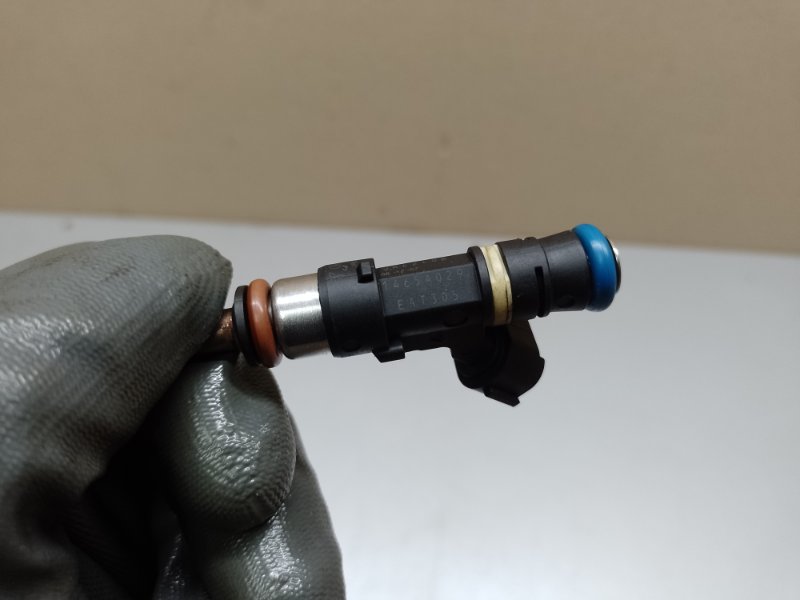 Форсунка топливная MITSUBISHI OUTLANDER XL 05-13 4B11