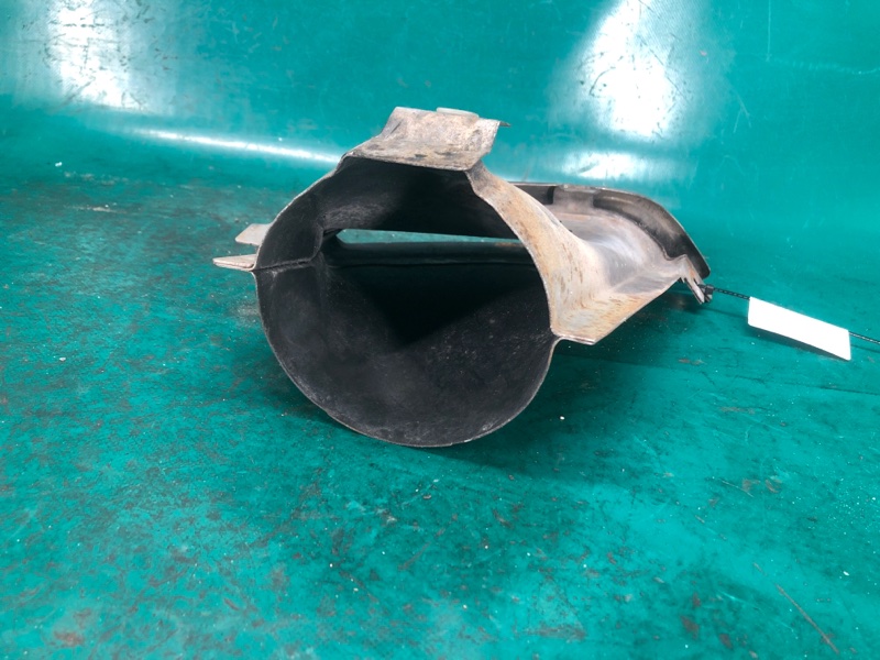 Насадка на глушитель левая FUSION 14- Седан Насадка на глушитель левая FUSION 14- Седан