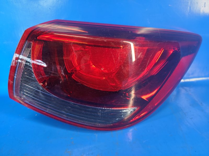 Фонарь наружный правый MAZDA 2 DE 07-15 DB5J-51150 Б/У